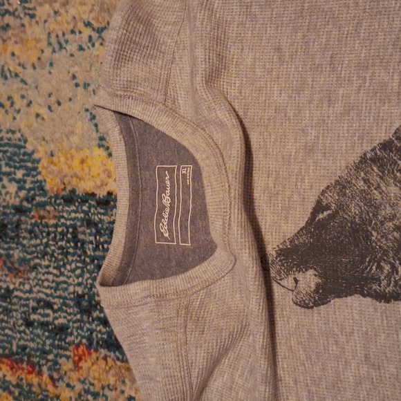 Eddie Bauer Wolf sweater - Picture 3 of 3